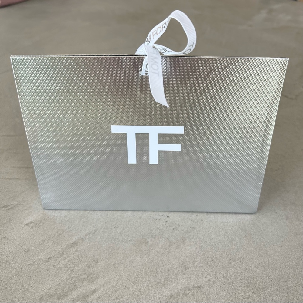 Tom‎ Ford Metallic Silver Gift Bag small